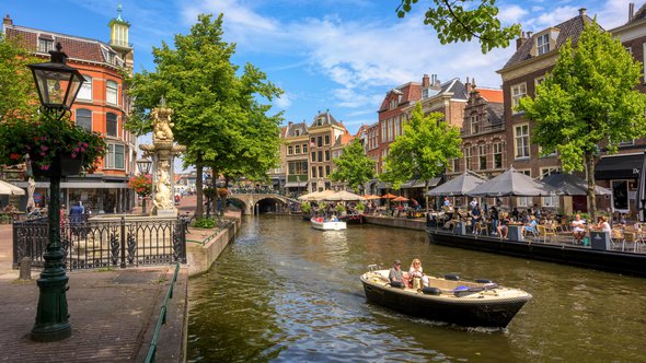 Historisch centrum van Leiden door Boris Stroujko (bron: Shutterstock)