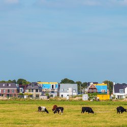 Construction of new houses in the province of North Holland near Amsterdam, The Netherlands door Martin Bergsma (bron: Shutterstock)