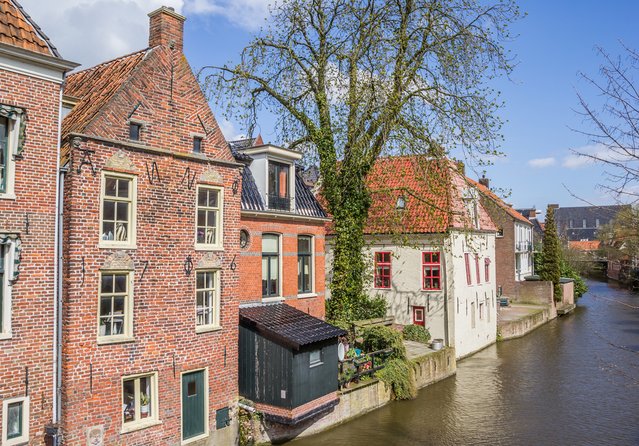 Gracht in Appingedam door Marc Venema (bron: Shutterstock)