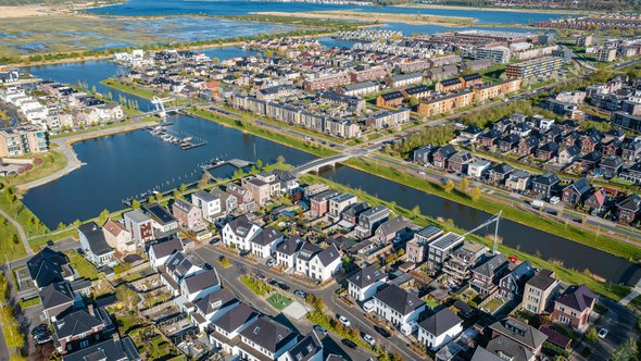 Flevoland polder, Almere door Pavlo Glazkov (bron: Shutterstock)