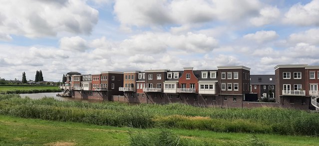 Kadewoningen, versterkte kelders met schokbestendige ramen door door Haan & Laan (bron: Haan & Laan)