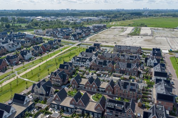 Luchtfot, Weespersluis, Weesp door Swen van de Vlierd (bron: shutterstock)
