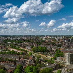 Center_city_cloudy_groningen_netherlands door PXhere (bron: PXhere)