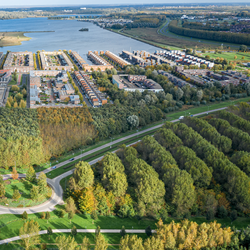 Luchtfoto Noorderplassen - Almere door Pavlo Glazkov (bron: Shutterstock)