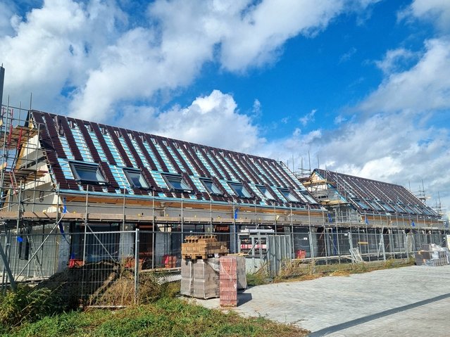 Woonhuizen in aanbouw in Nederland door VunlPhotos (bron: shutterstock)