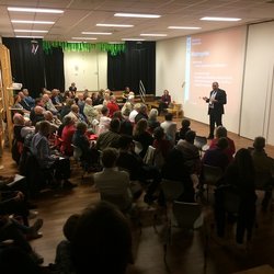 Bewonersavond in Nieuw-West door Jeroen Mirck (bron: Flickr)