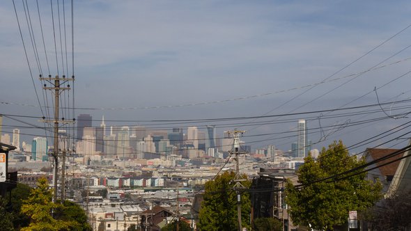 San Francisco Skyline from De Haro & Sou" (CC BY-SA 2.0) by Atomic Taco (bron: Flickr)
