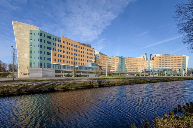 Hoofdkantoor van KPMG in Amstelveen door www.hollandfoto.net (bron: Shutterstock)