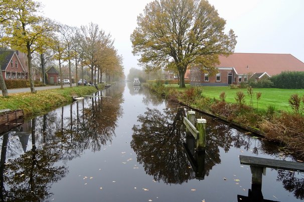 Grevelingskanaal in Annerveenschekanaal gezien vanaf her Roels Roetert Draaigie door Gouwenaar (bron: Wikimedia Commons)