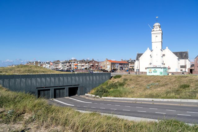 Parkeergarage, Katwijk aan Zee door Bjoern Wylezich (bron: shutterstock.com)