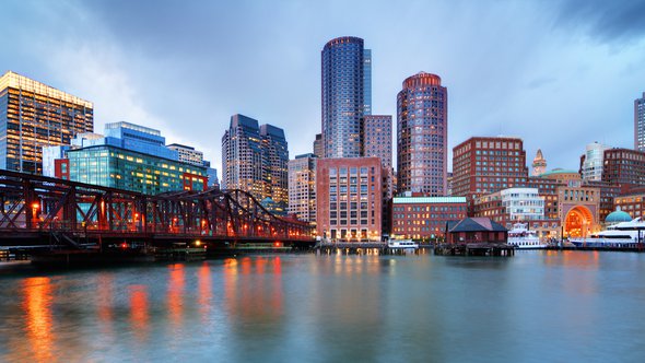 Skyline van het centrum van Boston vanaf de pier door ESB Professional (bron: Shutterstock)