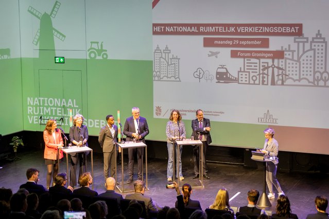 Deelnemers Ruimtelijk Verkiezingsdebat door Angelo Roga (Roga Visuals) (bron: RUG)