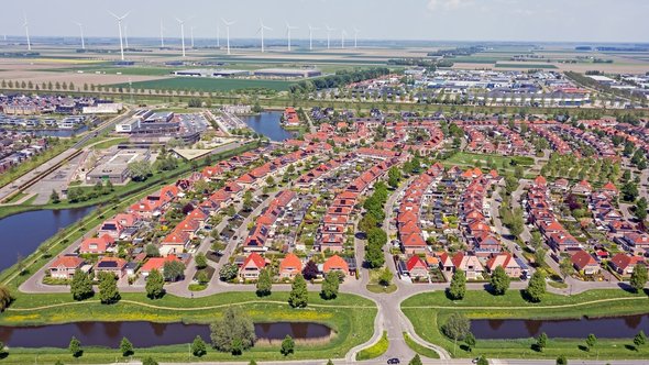 Luchtfoto van Dronten door Steve Photography (bron: Shutterstock)