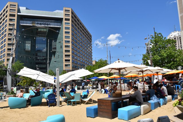 Campus Martius park, Detroit, MI / USA door Susan Montgomery (bron: Shutterstock)