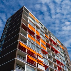 Flatgebouwen in Rotterdam door ON-Photography Germany (bron: Shutterstock)