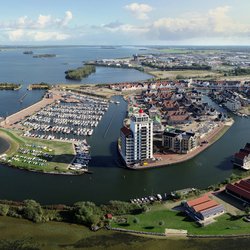 Waterfront Harderwijk panorama door Sebastian van Damme (Synchroon)