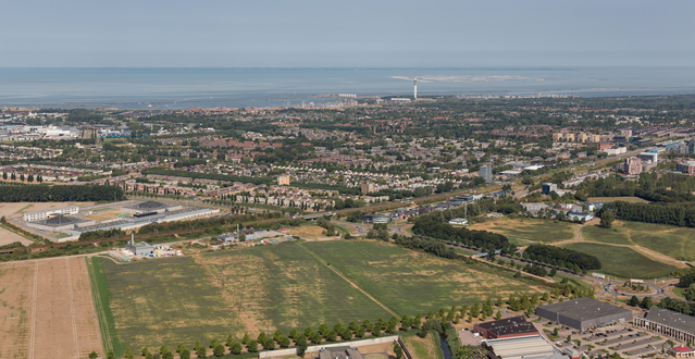 Luchtfoto Lelystad - Flevoland door T.W. van Urk (bron: Shutterstock)