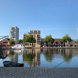 Tilburg, North Brabant / Netherlands - June 20, 2020: Piushaven harbor at Tilburg city centre. door Lithuaniakid (bron: Shutterstock)