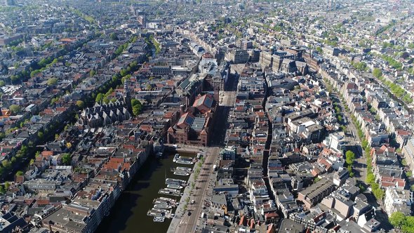 Luchtfoto Amsterdam door GLF Media (bron: Shutterstock)