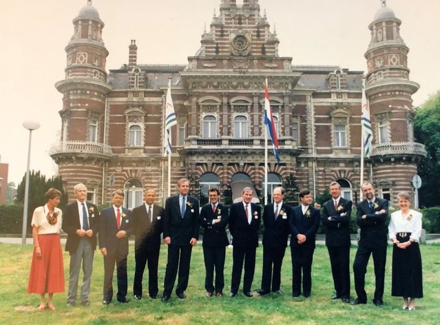 Bestuur en medewerkers van de NEPROM voor Kasteel Oud Wassenaar in 1990 door NEPROM (bron: NEPROM)