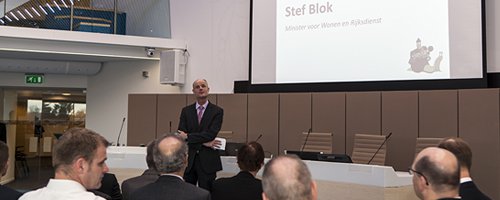 Minister Stef Blok: "Ontslakken is woord van het jaar" - Afbeelding 1