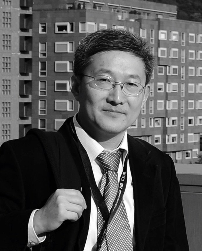 Visiting professor Fulong Wu