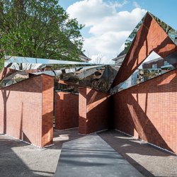 Nationaal Holocaust Namenmonument door Kurka Geza Corey (bron: Shutterstock)