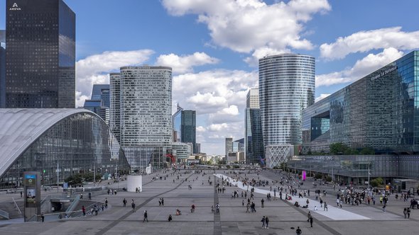 La Defense Parijs - Wikimedia Commons, 2020 door Ilya Grigorik (bron: Wikimedia Commons)