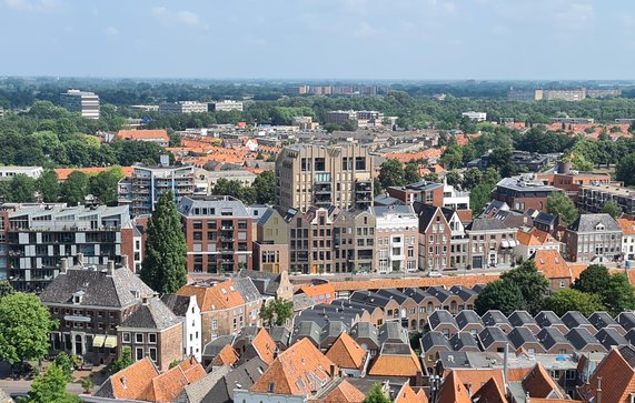 Zwolle, Onder de Bogen en Kraanbolwerk door M. Oosterhuis (bron: RCE)