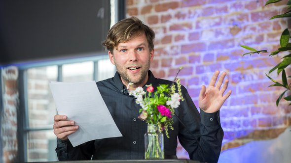 Columnist Inge Janse tijdens SKG Studio 2021 door Sander van Wettum (bron: Gebiedsontwikkeling.nu)