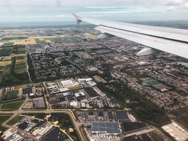 Luchtfoto van Nieuw-Vennep, Haarlemmermeer door calliephotography (bron: Shutterstock)