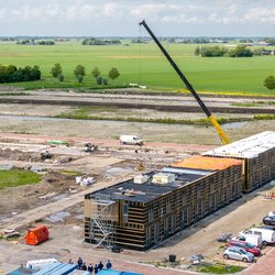 Modular housing under construction door Thomas Roell (bron: Shutterstock)