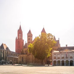 Vrijthof, Maastricht door Sina Ettmer Photography (bron: Shutterstock)