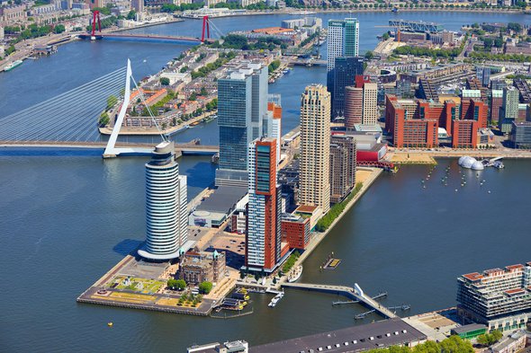 Kop van Zuid: stedelijke inbreiding in Rotterdam door R. de Bruijn_Photography (bron: Shutterstock)