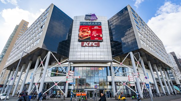 Zuidplein, Rotterdam door BYonkruud (bron: Shutterstock)