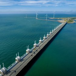 De Oosterscheldekering door CloudVisual (bron: Shutterstock)