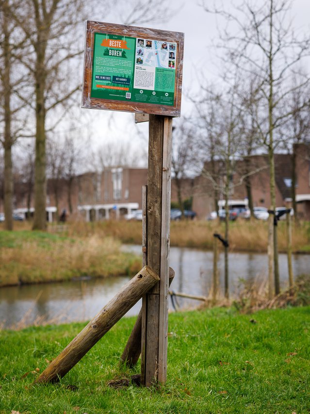 Informatiebord op locatie door Adrienne Norman (bron: Woningbouwatelier gemeente Almere)