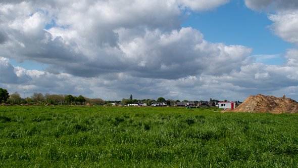 Nieuwbouwlocatie in de polder door Jolanda de Jong-Jansen (bron: Shutterstock)