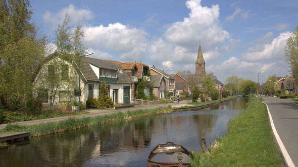 Het dorp Kanis aan de Mijzijde. Woerden. door Jan Dijkstra (bron: Wikimedia Commons)