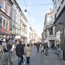 Kopenhagen ("Stroget - pedestrian mall" (CC BY 2.0) by Jim Bahn)