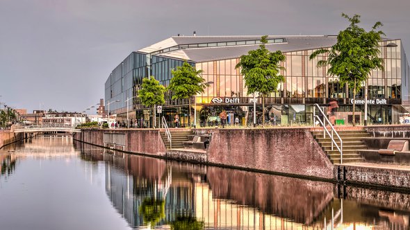 Station Delft vanaf het centrum door Frans Blok (bron: shutterstock.com)