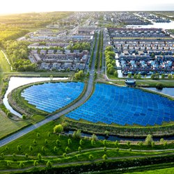 Stadsverwarming in een duurzame buurt in Almere, Nederland door Pavlo Glazkov (bron: shutterstock)