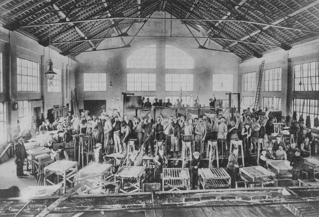 Historische foto uit 1916 van het Glasfabriek, Eindhoven. door Park Beheer Strijp (bron: Park Beheer Strijp)