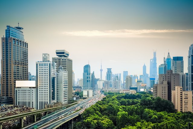 Skyline van Shanghai, China. door chuyuss (bron: Shutterstock)