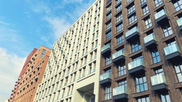 Moderne appartementengebouwen door Rohappy (bron: Shutterstock)