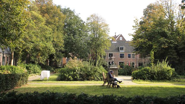Proveniershof, 2021 door Willemijn Wilms Floet (bron: Oases in de stad)