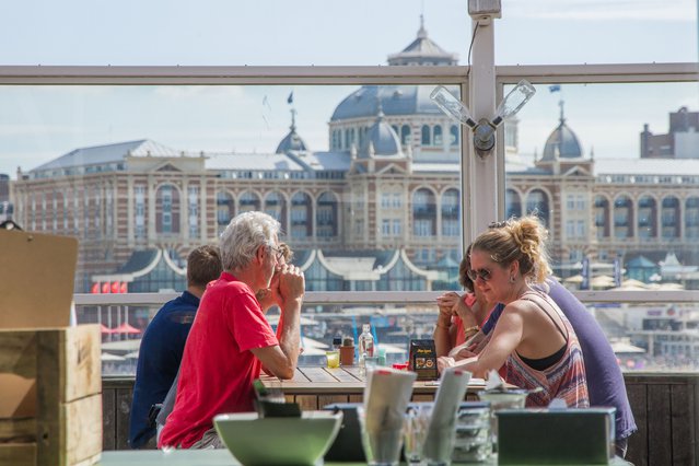 Pier scheveningen strand