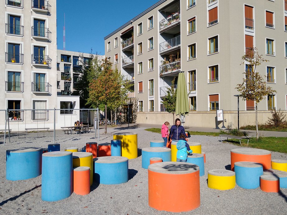 Hunziker Areal playground by Jaco Boer (Jaco Boer)