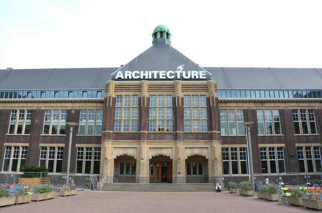 Faculteit Bouwkunde, TU Delft door Wasachon (bron: Shutterstock)