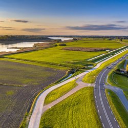 Het dijkgebied aan het IJsselmeer door Rudmer Zwerver (bron: Shutterstock)